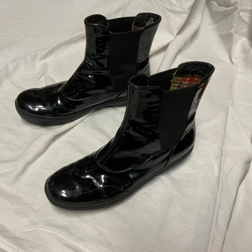 Sperry patent leather top sider pull on boot